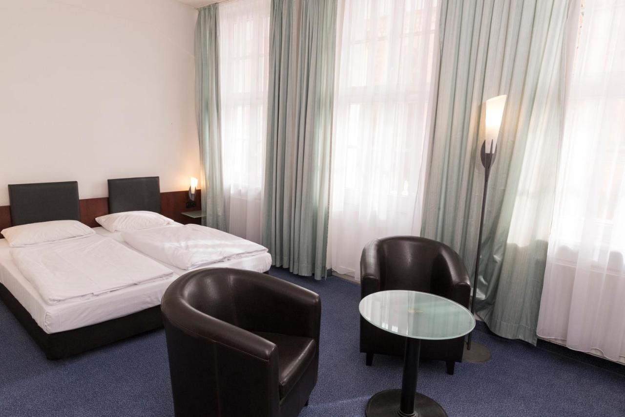 Sweet Dream Hostel & Pension - Self Check-In Güstrow Eksteriør billede