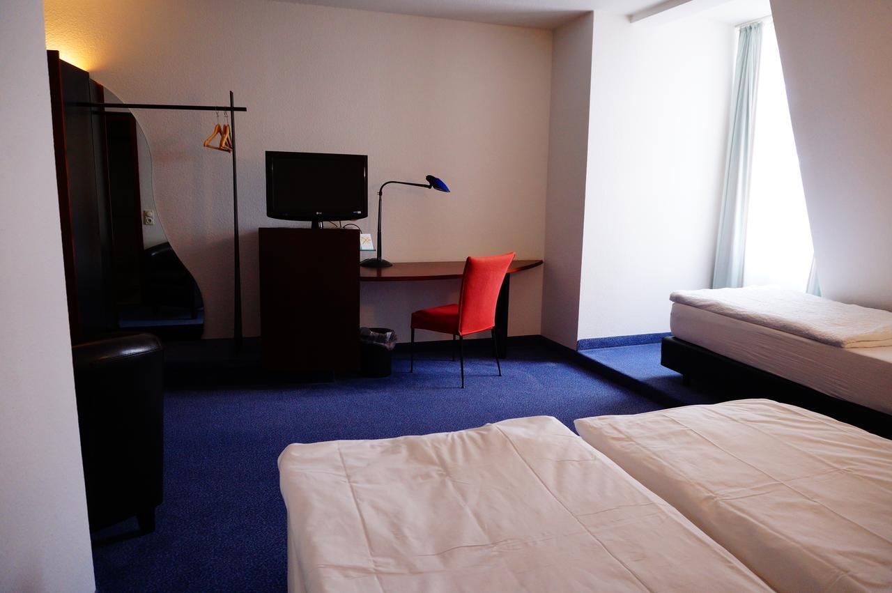 Sweet Dream Hostel & Pension - Self Check-In Güstrow Eksteriør billede