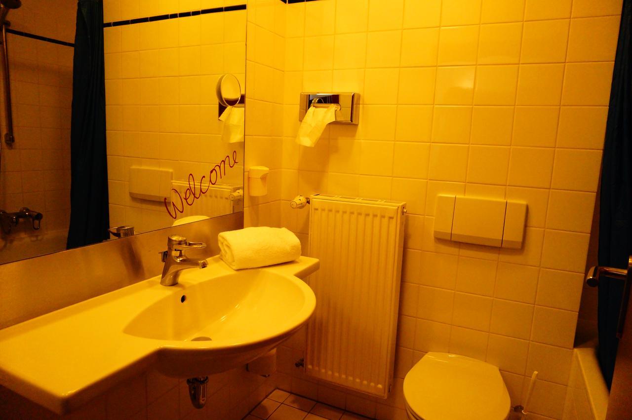 Sweet Dream Hostel & Pension - Self Check-In Güstrow Eksteriør billede