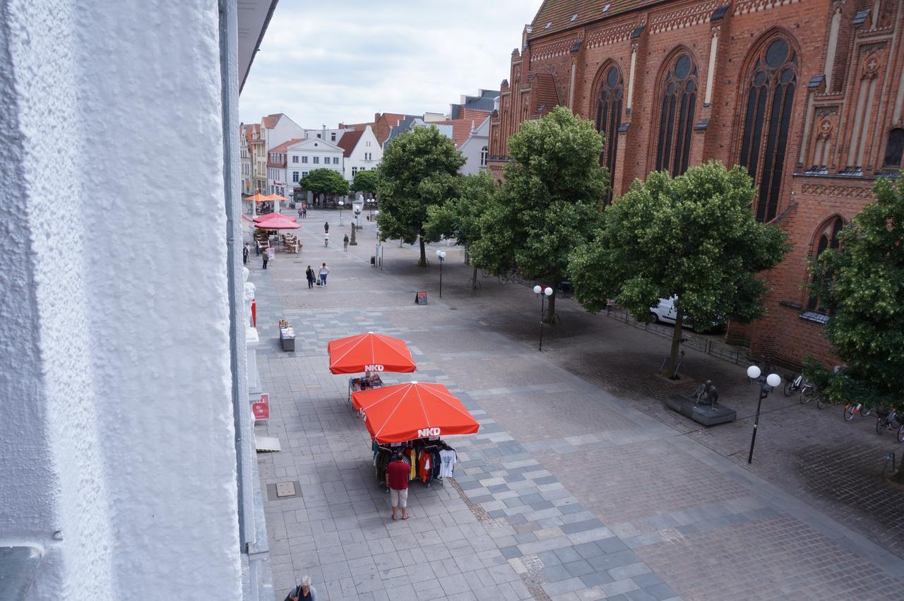 Sweet Dream Hostel & Pension - Self Check-In Güstrow Eksteriør billede